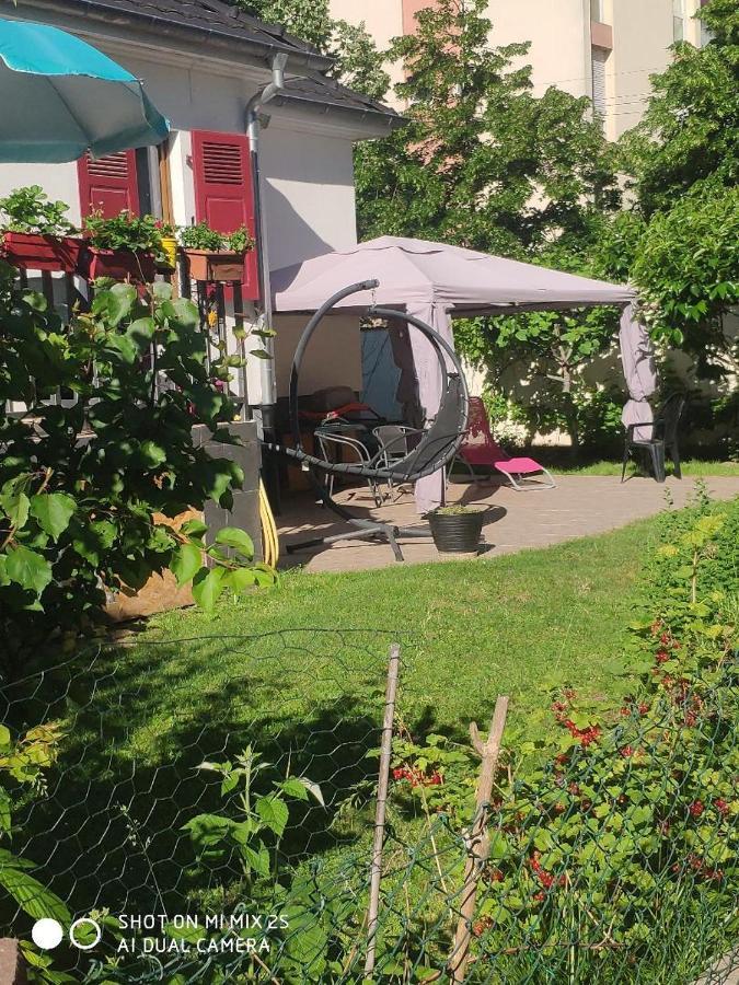Colmar "Room" Chambre Privee Chez L'Habitant,Parking Voiture Devant La Maison,Garage Moto Et Velo,Petit Dejeuner Exterior foto